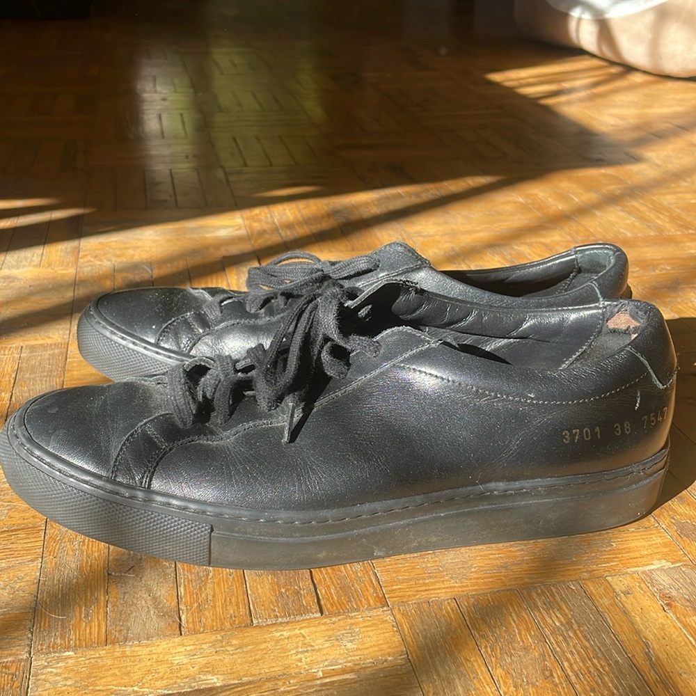 Common Projects Size 38